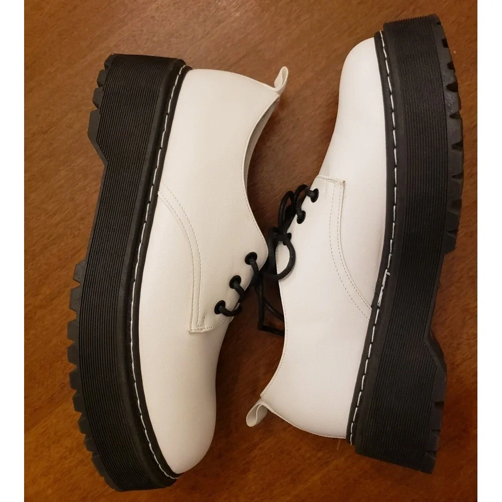 jellypop platform‎ oxfords white ominous chunky lace up Sz 8 Platform